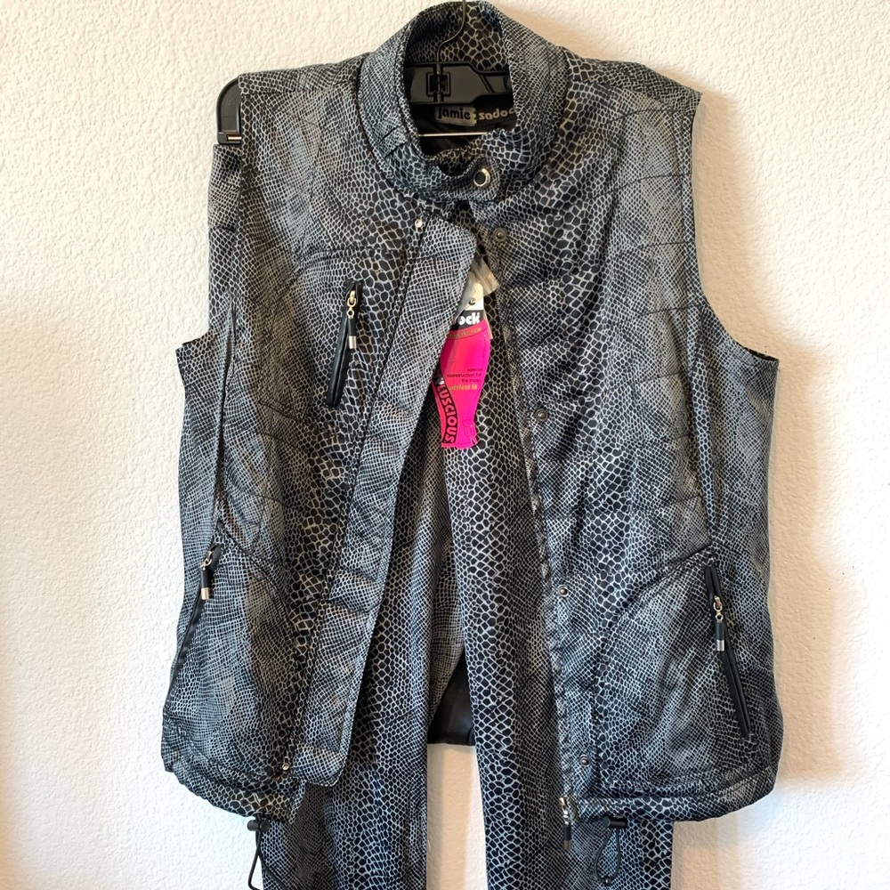 Two piece vest and pants